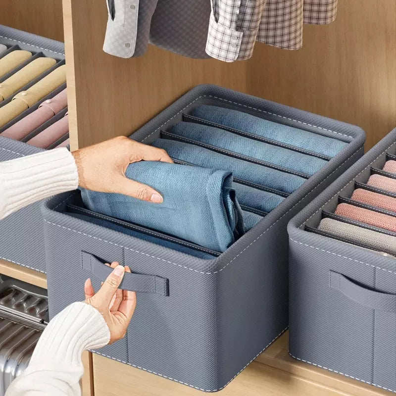 WardrobeFit – Organizador de Ropa con 7 Compartimentos